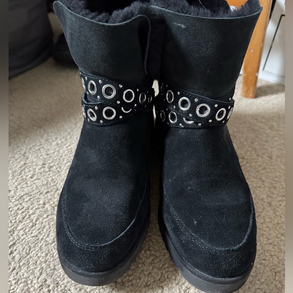 Ugg boots sz 8